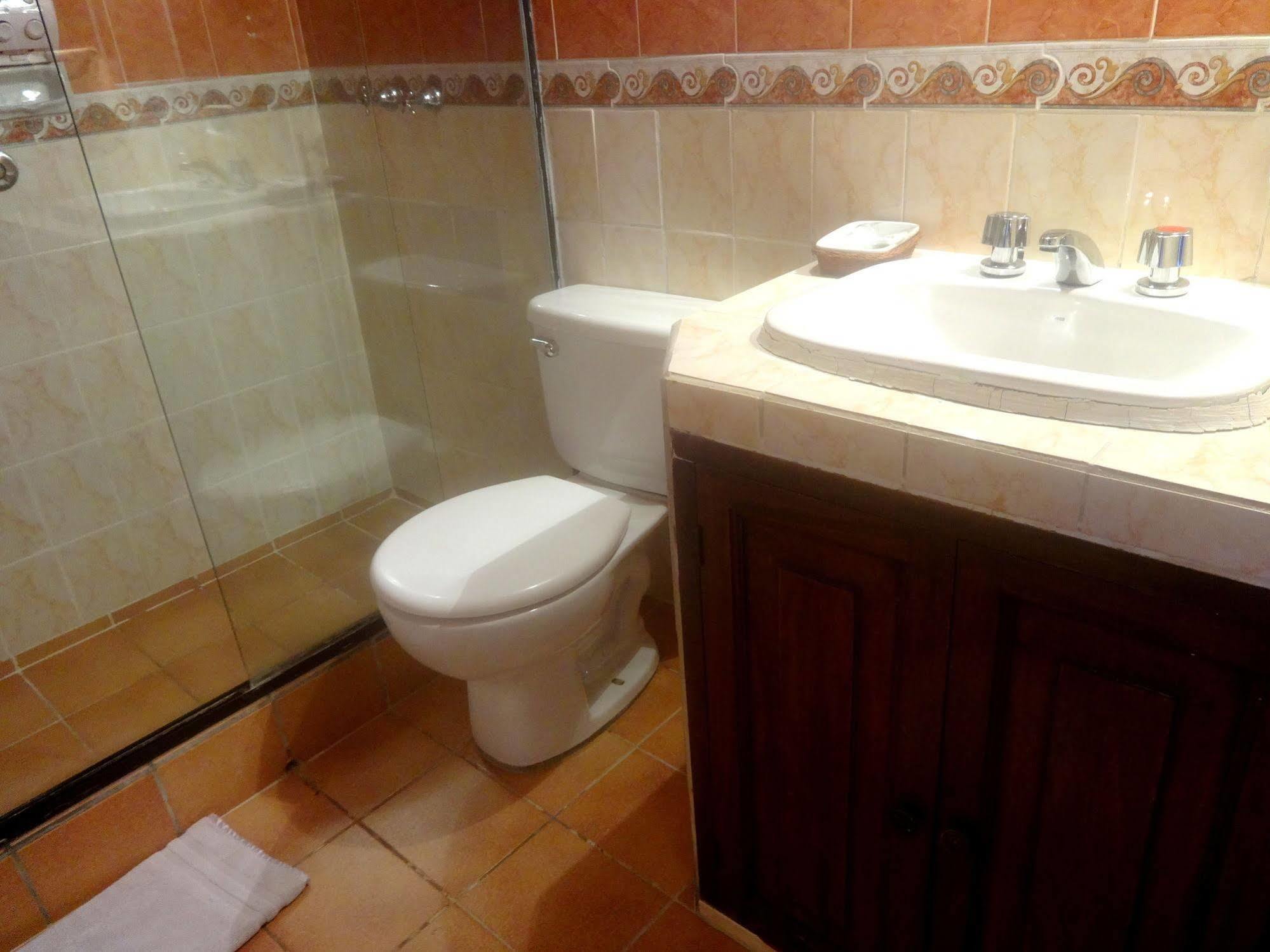 Hotel El De Su Merced 4*