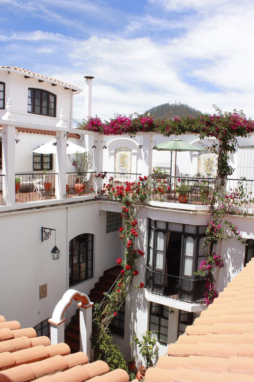 El De Su Merced 4*